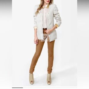 Dittos Light Brown Jeans
Dittos Jessica Mid-Rise Nutmeg Brown Jeggings
Size 26